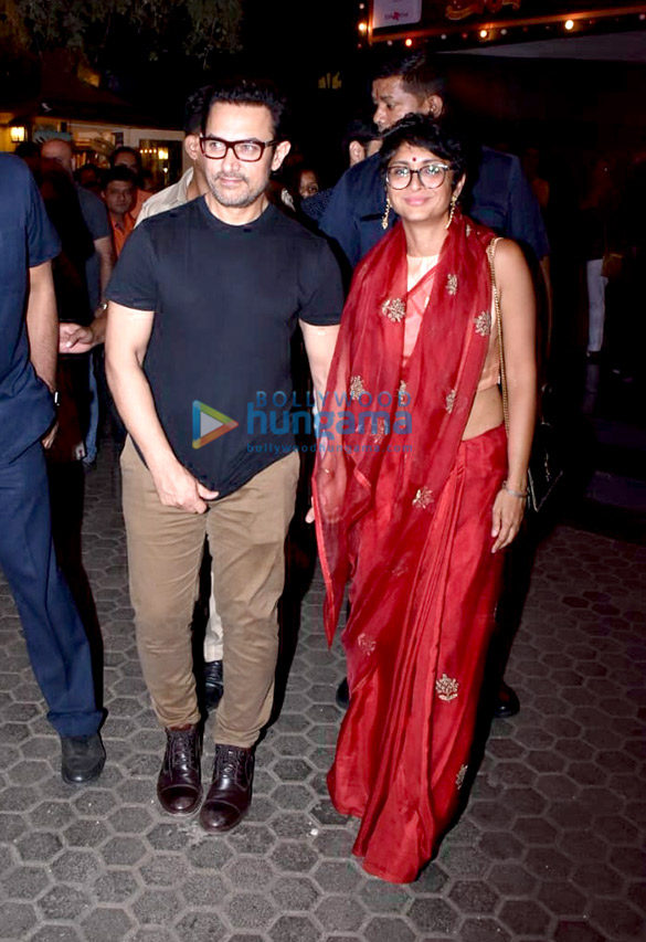 aamir khan spotted at prithvi theatre 6