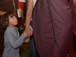 CUTE! Amitabh Bachchan reveals Shah Rukh Khan’s son AbRam Khan thinks he is his grandfather