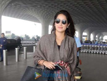 Anushka Sharma, Richa Chadda and others snapped at the airport