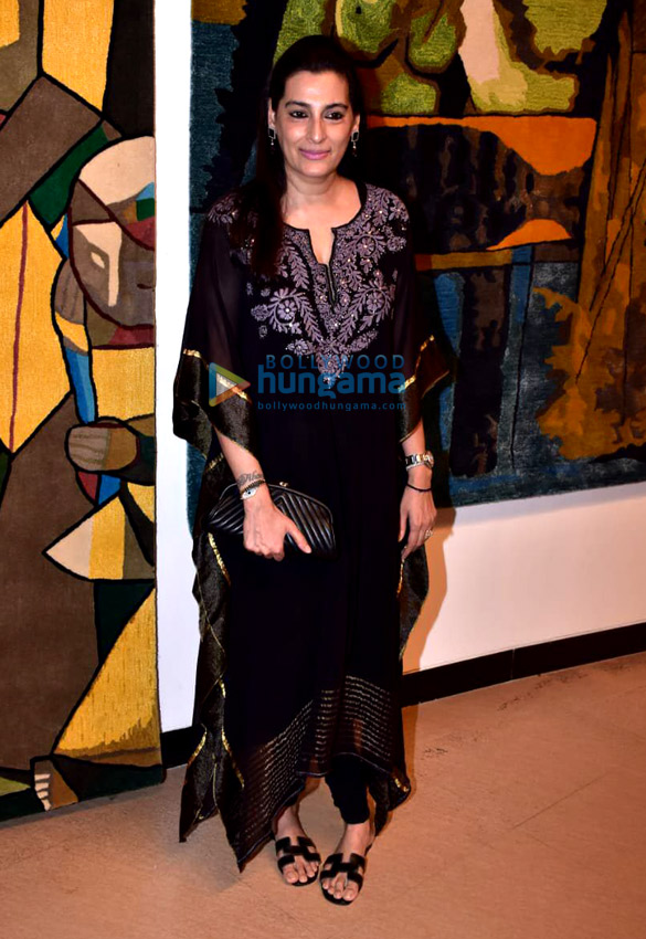 celebs grace breaking barriers exhibition 4