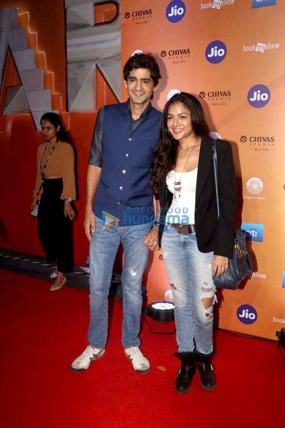 celebs grace cirque du soleil bazaar 20