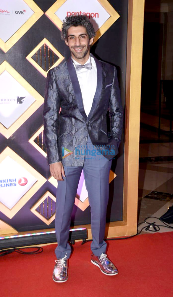 celebs grace closing ceremony of jio mami film festival 2018 12