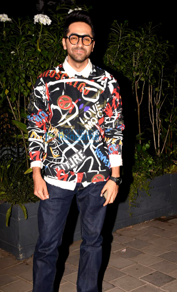 ekta kapoor nushrat bharucha ayushmann khurrana and anil kapoor spotted after dinner at soho house in juhu 3