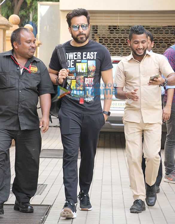 emraan hashmi spotted at studio in bandra 2