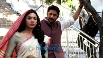 Movie Stills Of The Movie Fraud Saiyaan