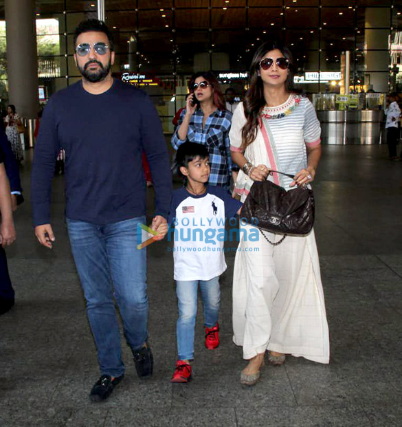 ileana dcruz daisy shah and others snapped at the airport 1 2