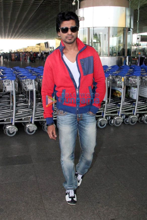 ileana dcruz daisy shah and others snapped at the airport 3