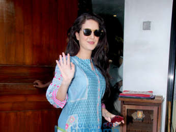 Isabelle Kaif spotted at Salt Water Cafe in Bandra