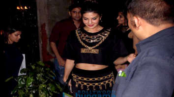 Jacqueline Fernandez snapped at Pali Village Cafe