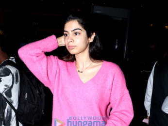 Janhvi Kapoor, Khushi Kapoor, Anshula Kapoor and Boney Kapoor snapped after dinner at JW Marriott in Juhu