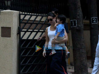Kareena Kapoor Khan, Saif Ali Khan and Taimur Ali Khan spotted in Bandra