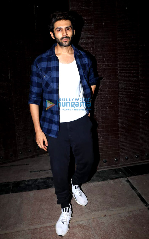 kartik aaryan spotted at the gym in juhu 5