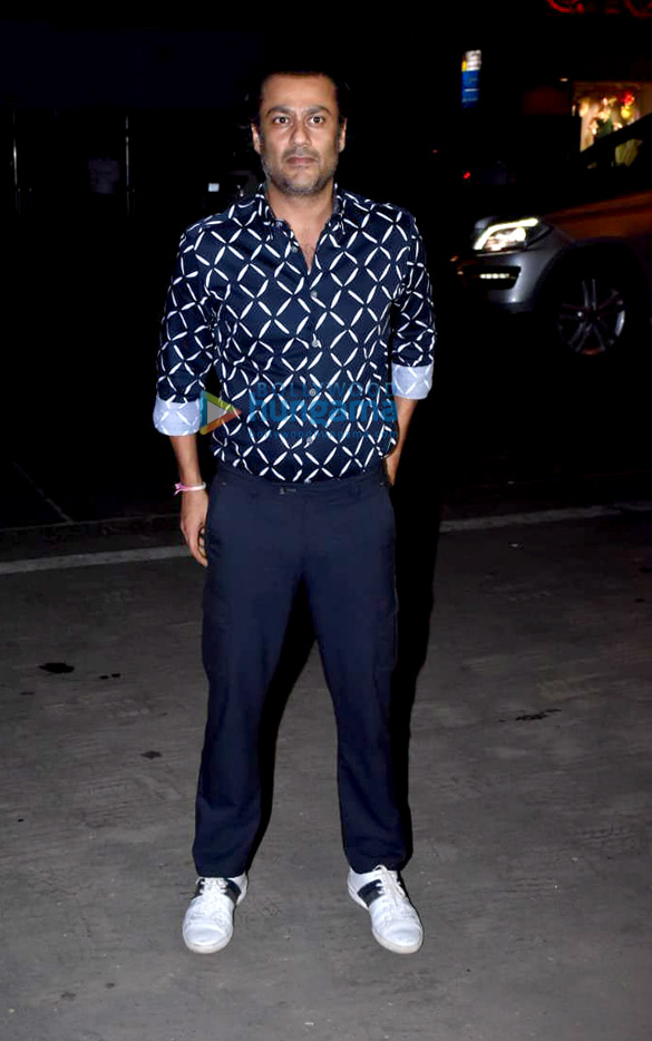 kriti sanon shraddha kapoor and others grace soho house party 13