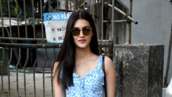 Kriti Sanon and Neena Gupta spotted at Kromakay salon