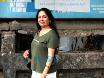 Kriti Sanon and Neena Gupta spotted at Kromakay salon