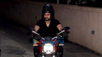 Kunal Khemu, Neha Dhupia and Sophie Choudry snapped at Khar