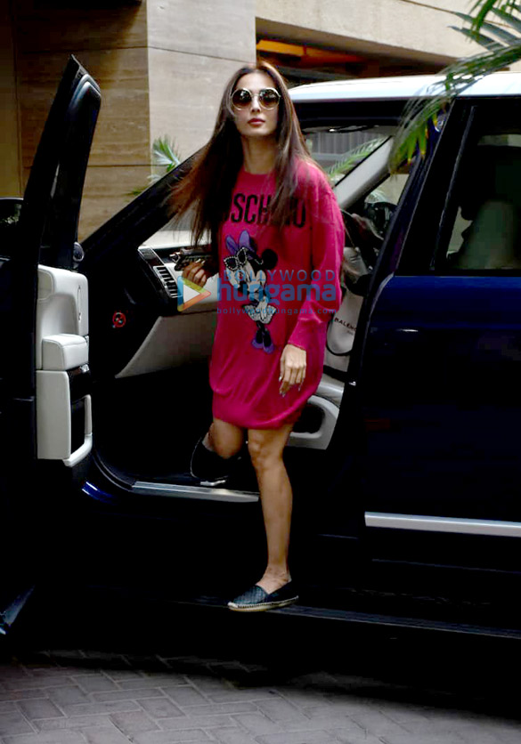 malaika arora snapped in bandra 4 4