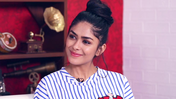 Mrunal Thakur: “I am playing Hrithik Roshan’s LOVE INTEREST in Super30” Mrunal Thakur: “I am playing Hrithik Roshan’s LOVE INTEREST in Super30”