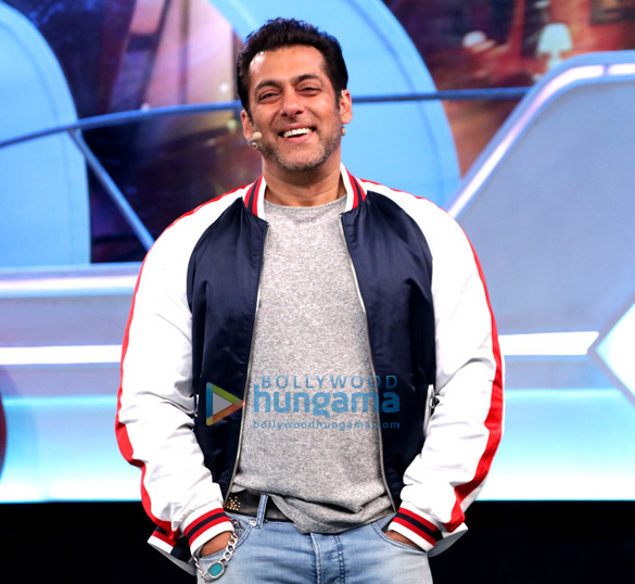 preity zinta meets salman khans in bigg boss 12 5