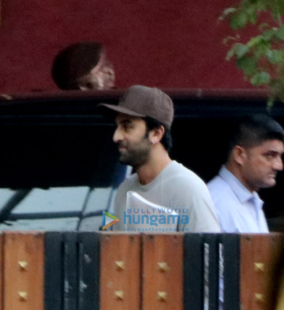 ranbir kapoor snapped at yrf studio 1