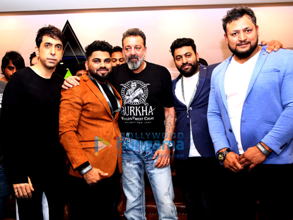sanjay dutt inaugurates indias first automated gym 5