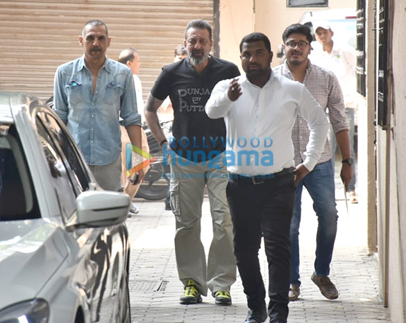 sanjay dutt spotted at a clinic 3