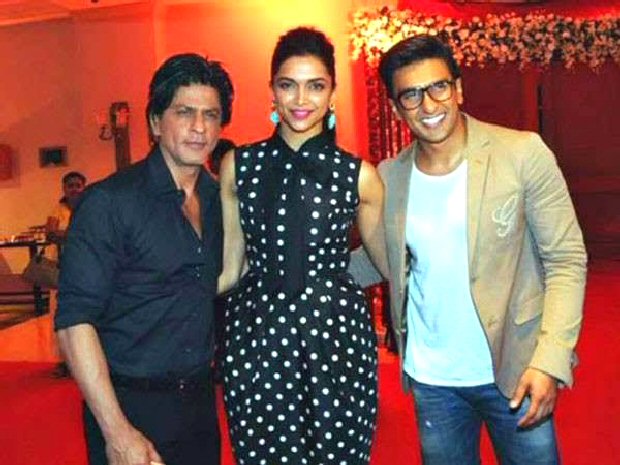 Shah Rukh Khan showers LOVE LOVE LOVE on Deepika Padukone and Ranveer before their wedding