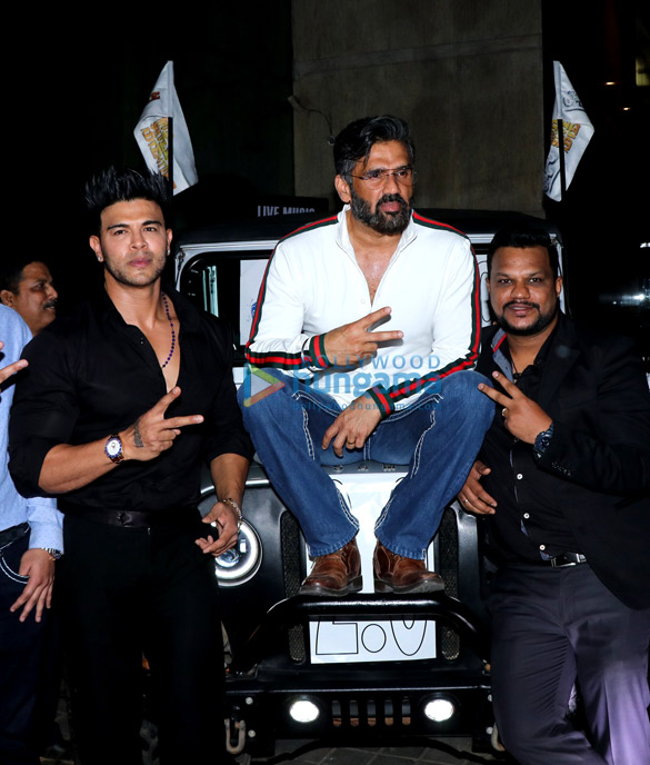 suniel shetty and sahil khan at the launch of mud skull adventure 2 0 2