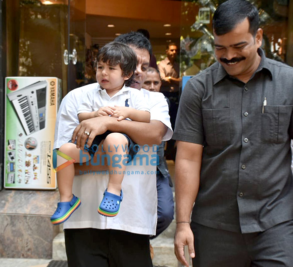 taimur ali khan snapped at a music instrument shop in bandra 4