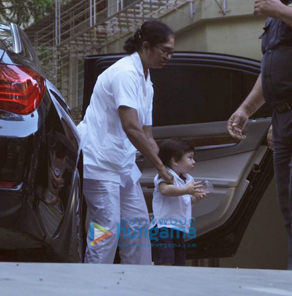 taimur ali khan snapped in bandra 1 13