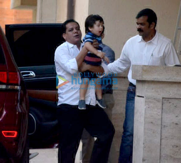 taimur ali khan spotted in bandra 5 2