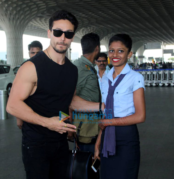 tiger shroff snapped at the airport 5