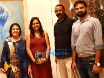 Vindu Dara Singh graces Uttam Chapte's 'Indelible Mark' art exhibition