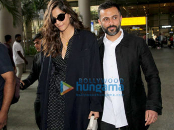 Akshay Kumar, Twinkle Khanna, Alia Bhatt and others snapped at the airport
