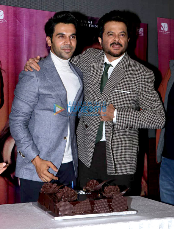anil kapoor sonam kapoor ahuja rajkummar rao and others snapped at trailer viewing of ek ladki ko dekha toh aisa laga 8