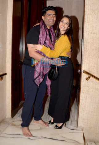 Celebs attend Manish Malhotra’s house party