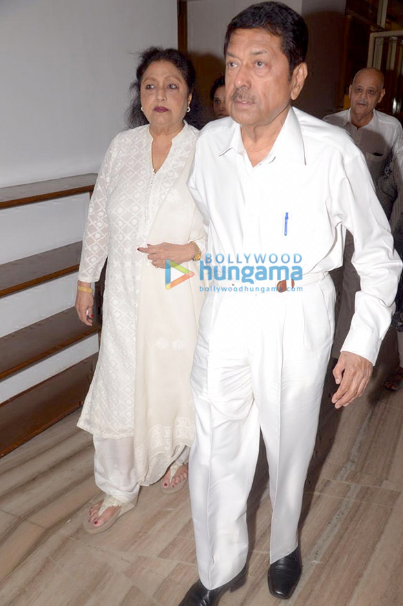 celebs attend prayer meet of late nana chudasama 11