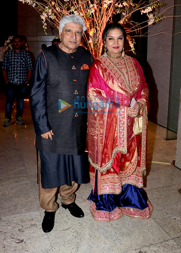 celebs grace alka yagniks daughter syesha kapoors wedding reception 5