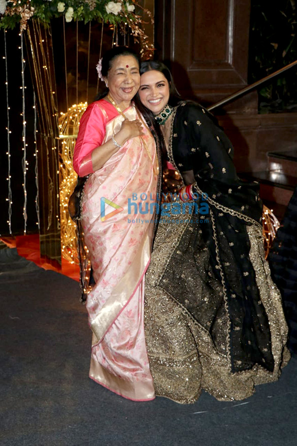 celebs grace nick jonas and priyanka chopras wedding reception 20