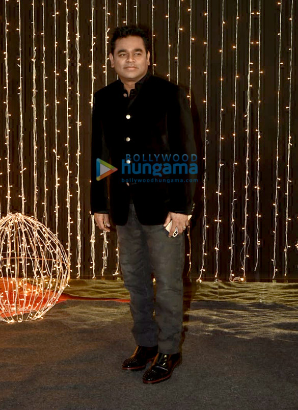 celebs grace nick jonas and priyanka chopras wedding reception3 11