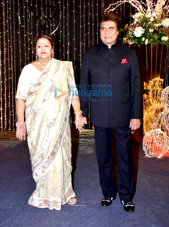 celebs grace nick jonas and priyanka chopras wedding reception3 16
