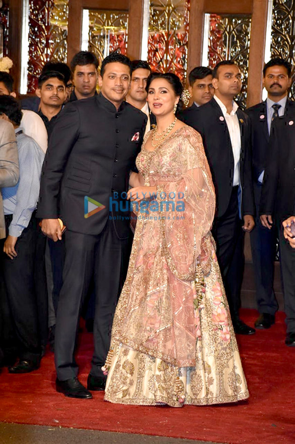 celebs grace the grand wedding of isha ambani anand piramal 01