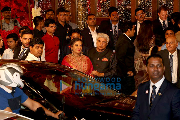 celebs grace the grand wedding of isha ambani anand piramal 18