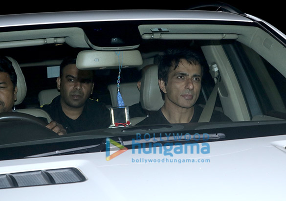 celebs spotted at salman khans birthday bash 19
