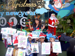 Chitrangda Singh snapped celebrating Christmas with kids of Dua Foundation