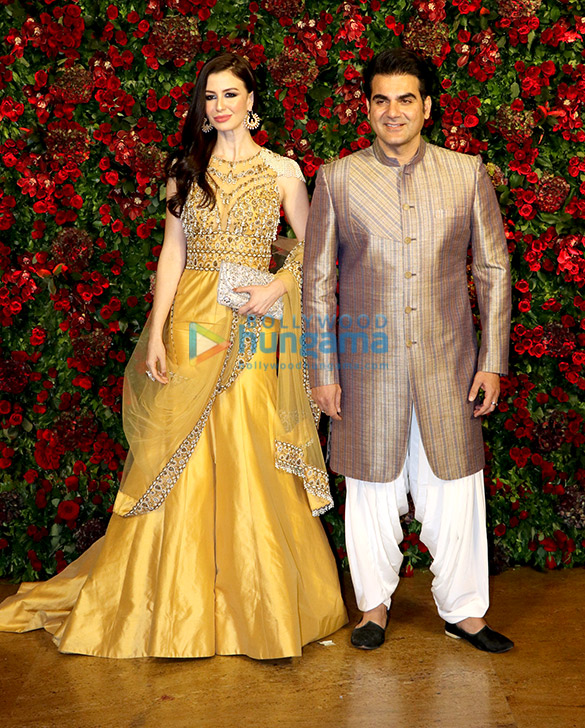 deepika padukone and ranveer singh grace their mumbai reception 74