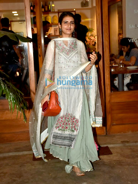 fatima sana sheikh spotted at sequel in bandra 1