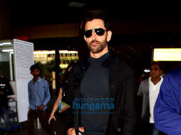 Hrithik Roshan, Ranveer Singh, Deepika Padukone and others snapped at the airport