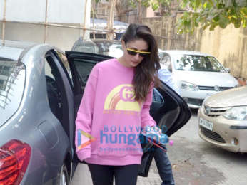 Kareena Kapoor Khan spotted outside the gym in Bandra