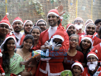 Kunal Kapoor snapped at Ketto's Santa charity run event